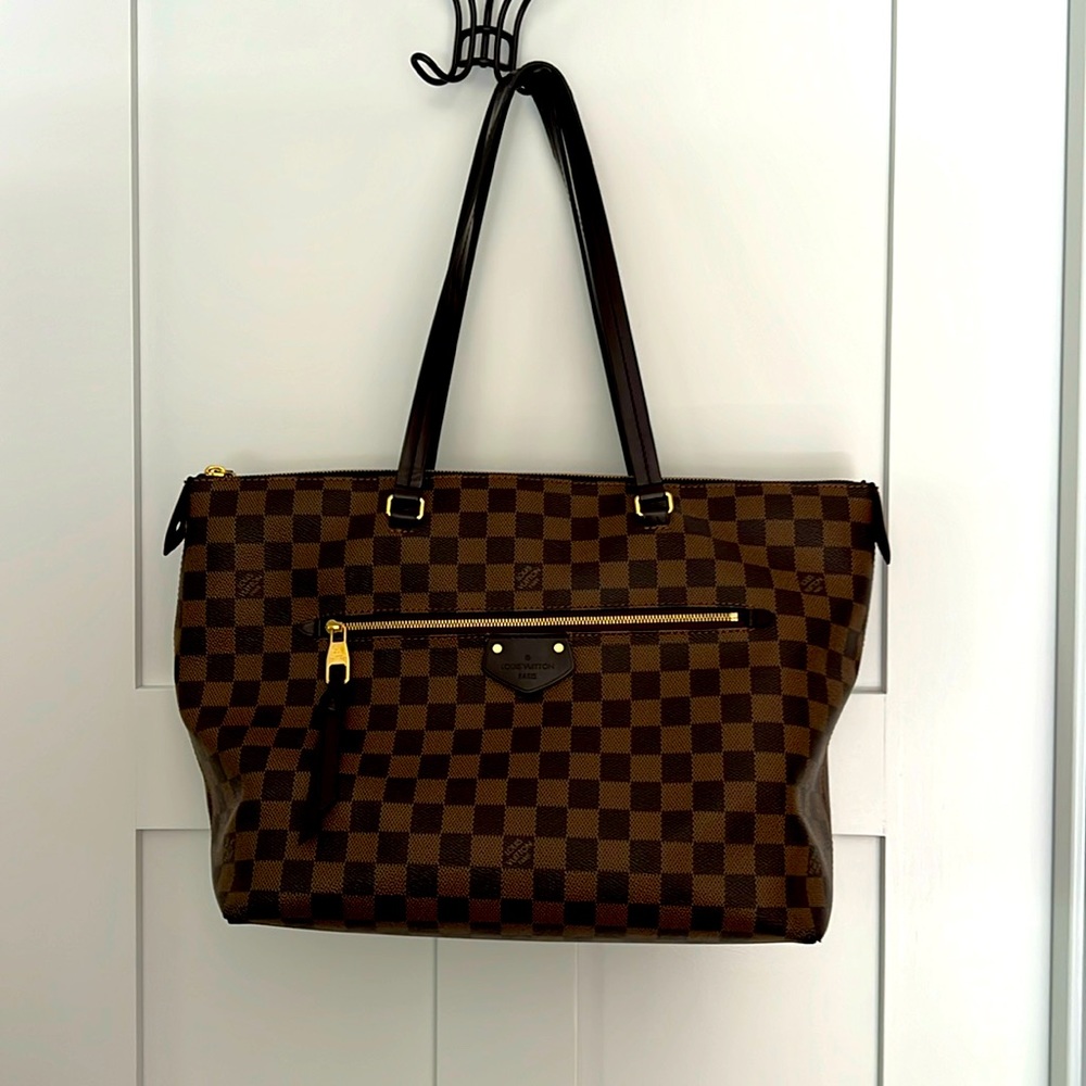 Authentic Louis Vuitton Bag